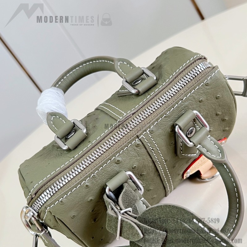 Louis Vuitton Speedy P9 Bandoulière 18 ostrich embossed leather handbag N89151 with polished metal hardware and lambskin lining