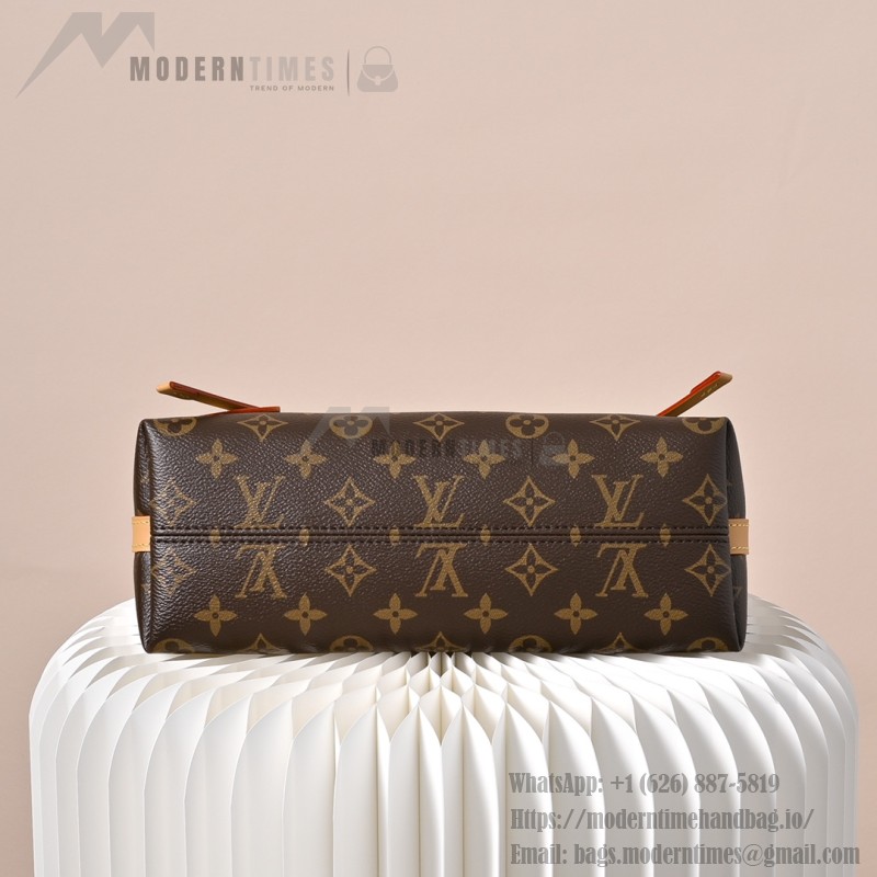  Louis Vuitton CarryAll BB Monogram vintage handbag M13014 with decorative chain leather luggage tag and drawstring closure