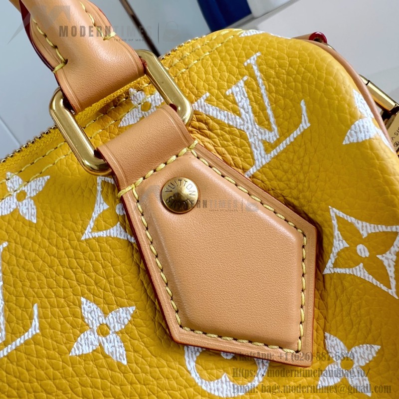 Louis Vuitton Speedy P9 Bandoulière 20 glossy cowhide leather handbag M28186 in yellow and bright red with rolled handles and adjustable shoulder strap