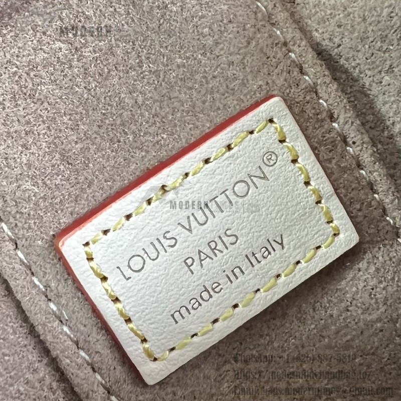 Louis Vuitton Micro Vanity M03772 Monogram canvas mini handbag with metal chain strap