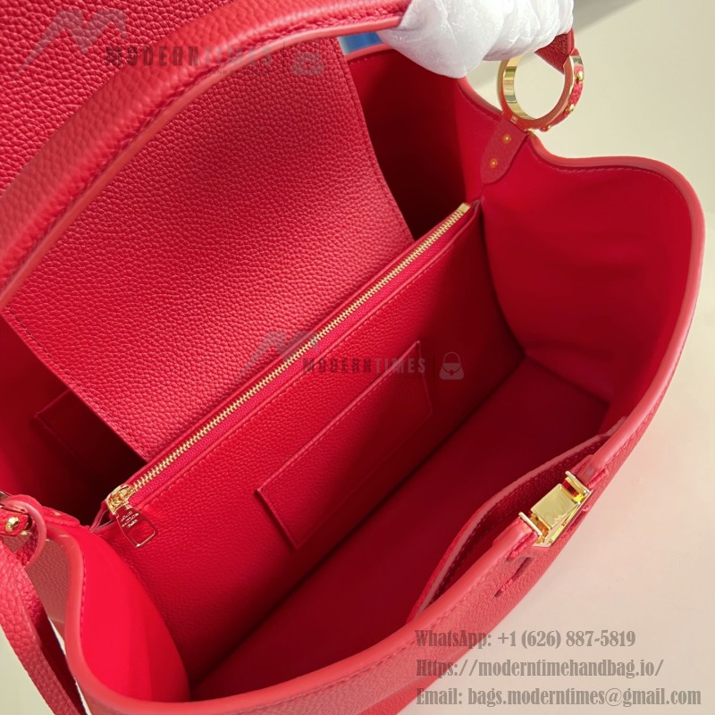 Louis Vuitton Capucines Souple Large M26259 smooth leather handbag with top handles and removable shoulder strap