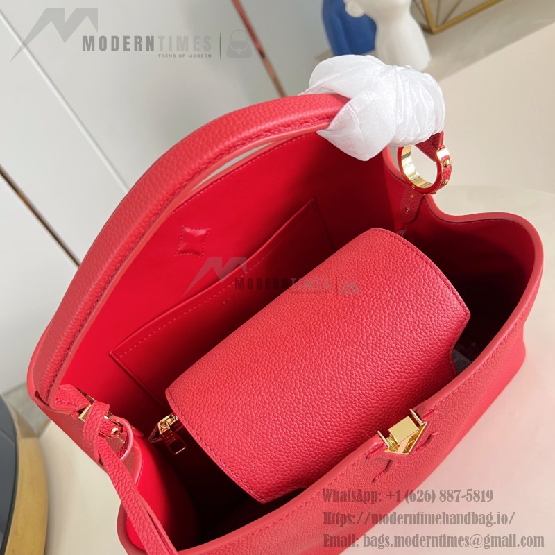 Louis Vuitton Capucines Souple Large M26259 smooth leather handbag with top handles and removable shoulder strap