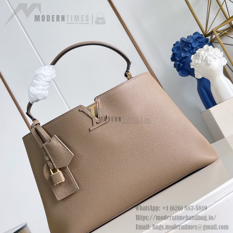 Louis Vuitton Capucines Souple Large M26259 smooth leather handbag with top handles and removable shoulder strap