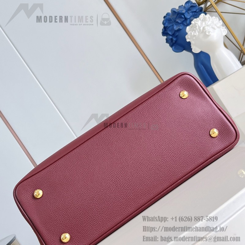 Louis Vuitton Capucines Souple Large M26259 smooth leather handbag with top handles and removable shoulder strap