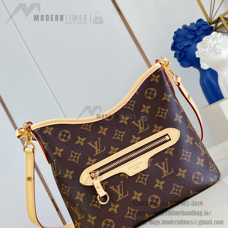  Louis Vuitton Lineup BB M28423 Monogram canvas handbag with leather trim and adjustable shoulder strap