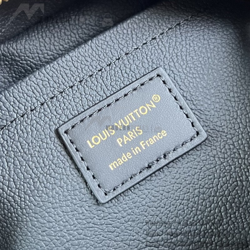 Louis Vuitton Locker Dopp Kit M29313 Monogram Canvas Toiletry Bag with Metal Corner Protectors