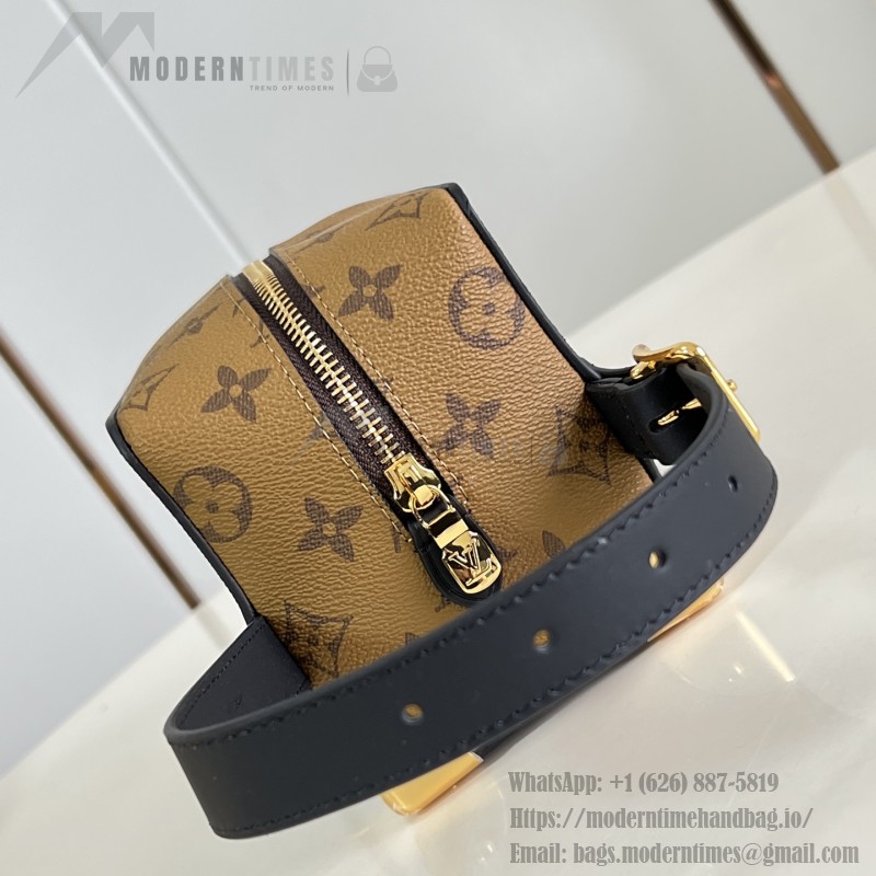 Louis Vuitton Locker Dopp Kit M29313 Monogram Canvas Toiletry Bag with Metal Corner Protectors