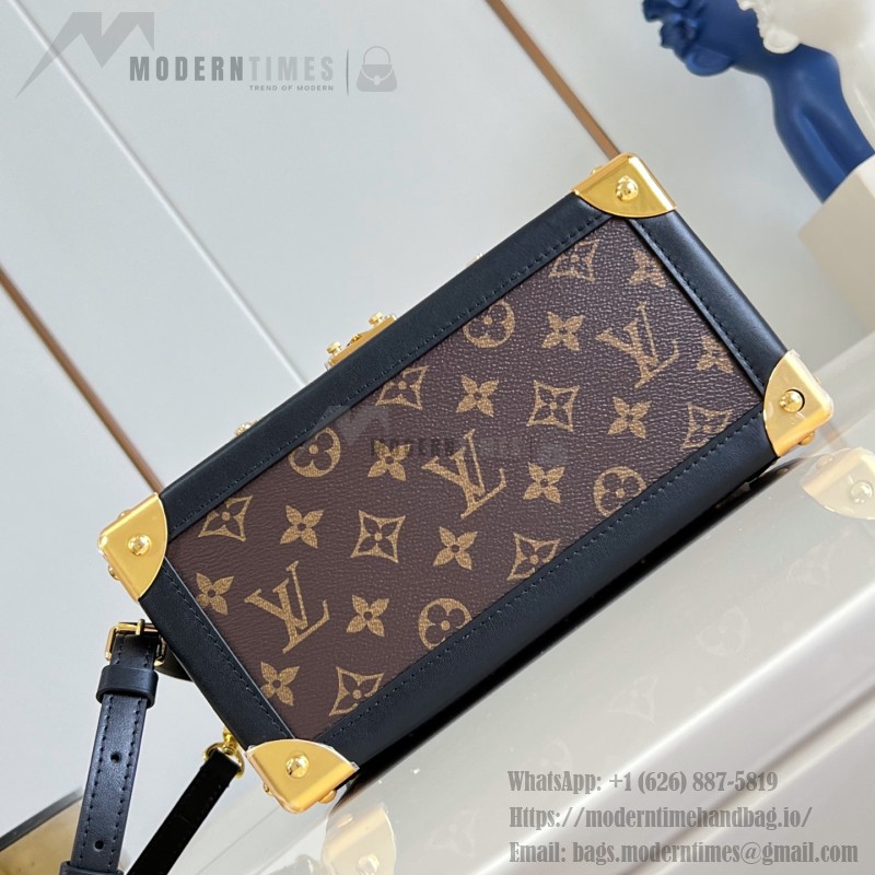 Louis Vuitton Speedy Bandoulière 22 Out Of The Trunk Monogram Canvas Replica Handbag with S-Lock and Leather Trim