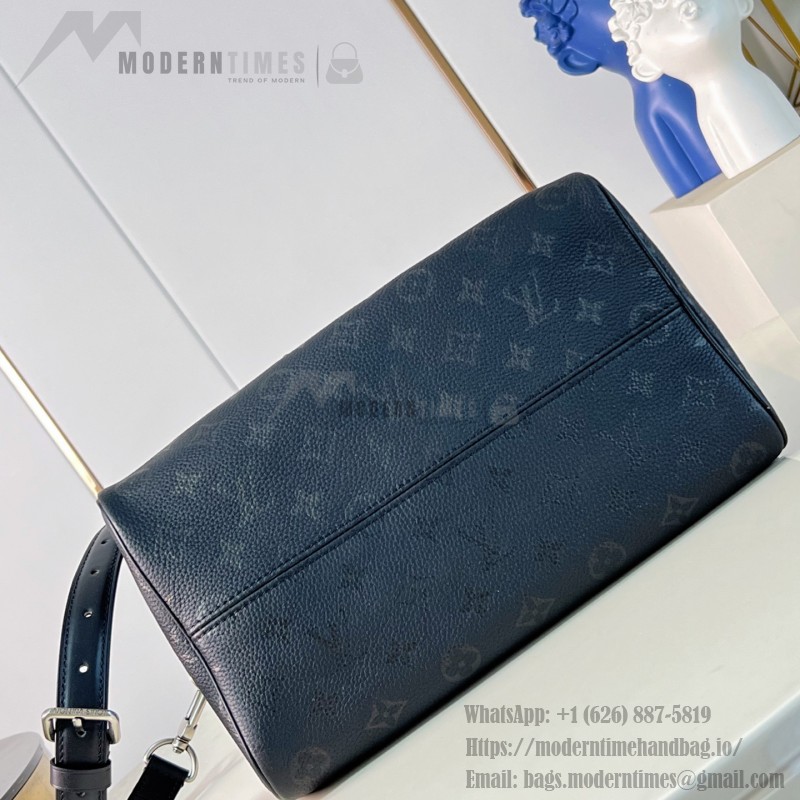 Louis Vuitton Speedy P9 Bandoulière 30 M26180 black studded leather handbag with crystal-inspired details