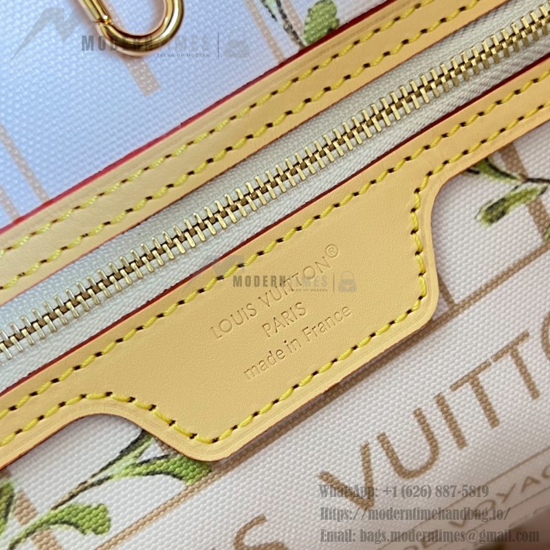  Louis Vuitton LV Stamp Neverfull MM M28457 mini Monogram canvas tote bag with LV Circle charm