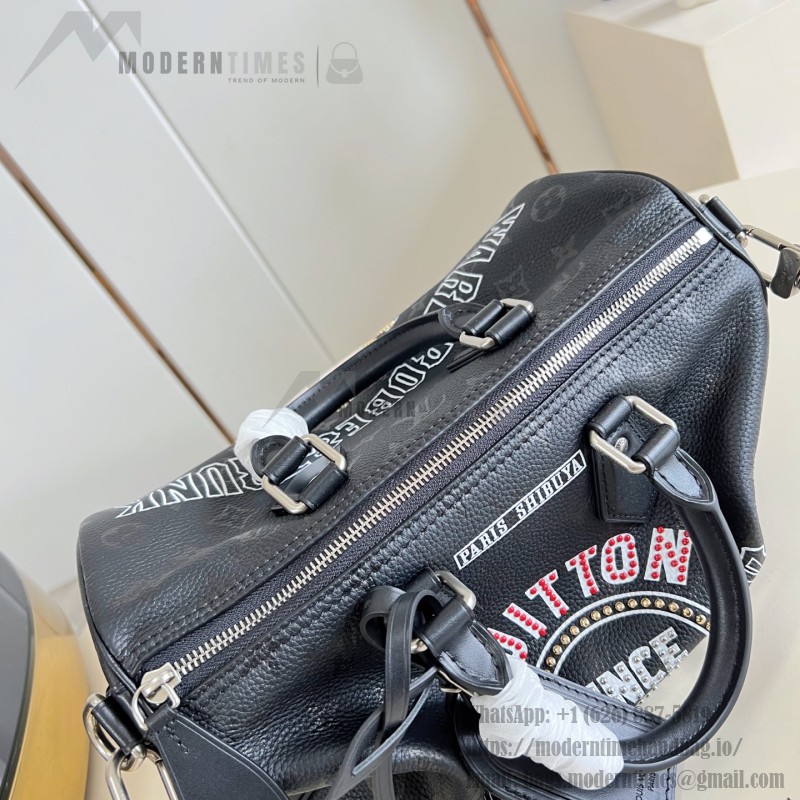 Louis Vuitton Speedy P9 Bandoulière 30 M26176 Nigo pink stud Monogram leather handbag