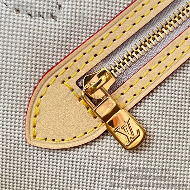  Louis Vuitton Neverfull MM M2A381 Monogram Emblème jacquard canvas tote bag with cowhide leather trim