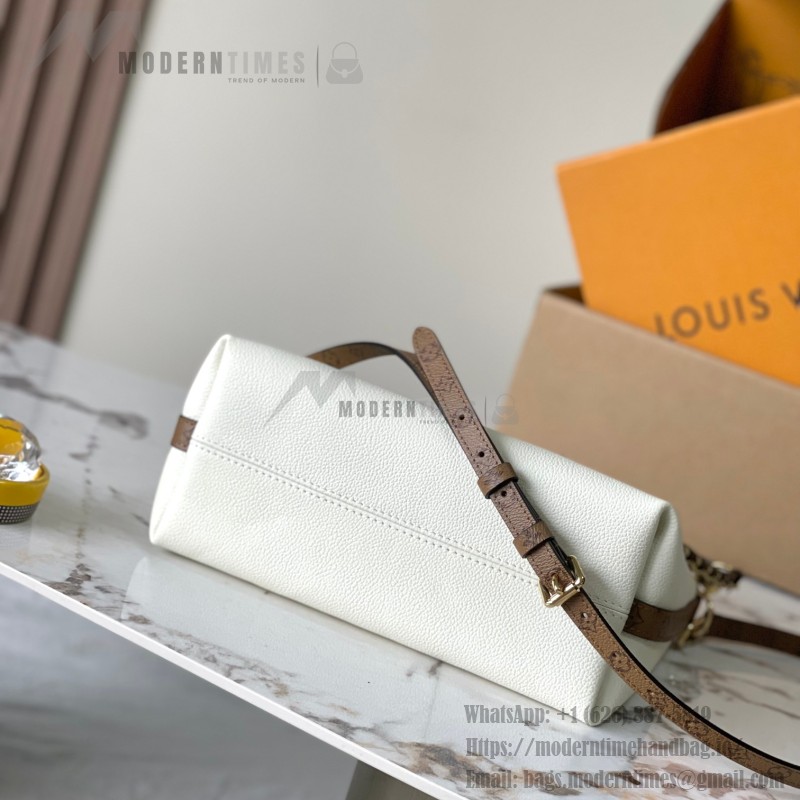Louis Vuitton Multipass M29094 white premium handbag with A-grade steel hardware