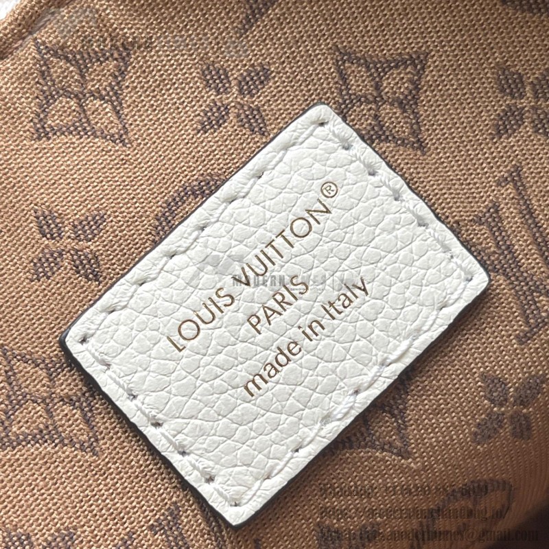 Louis Vuitton Multipass M29094 white premium handbag with A-grade steel hardware