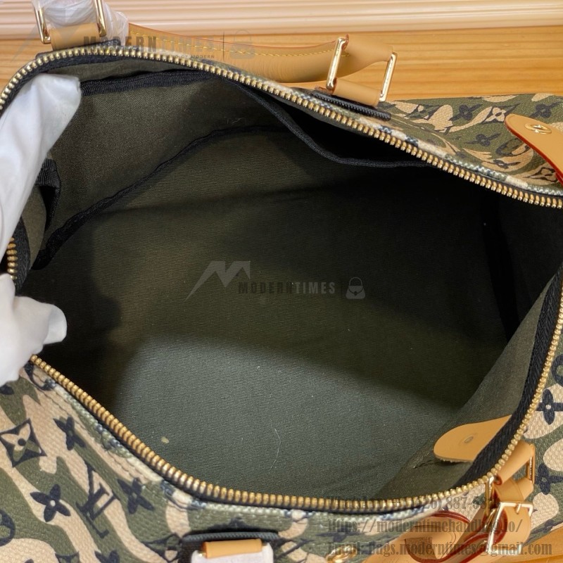 Louis Vuitton-style Keepall Bandoulière 35 M95773 and Keepall 55 M95774 vintage camouflage travel bags