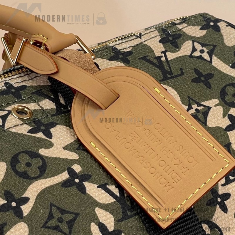 Louis Vuitton-style Keepall Bandoulière 35 M95773 and Keepall 55 M95774 vintage camouflage travel bags