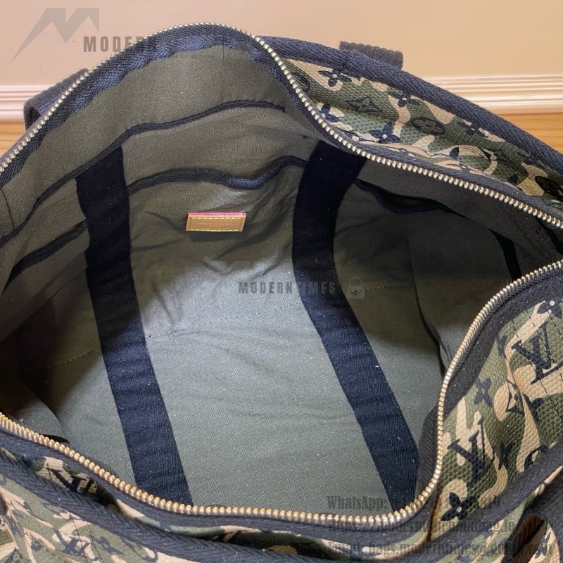 Louis Vuitton-style Takashi Murakami M95783 camouflage Monogram tote bag with spacious interior