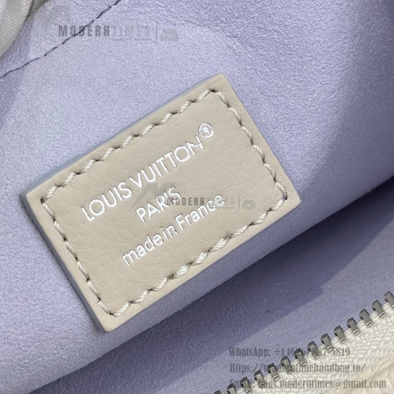 Louis Vuitton-style CarryAll East-West M2A369 white Monogram Empreinte XL bag with purple gradient interior