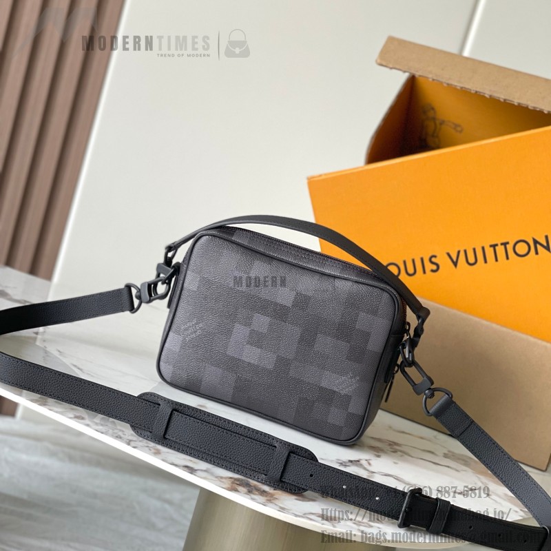 Louis Vuitton NIL Messenger Bag M14988 premium cowhide leather crossbody bag with metal hardware