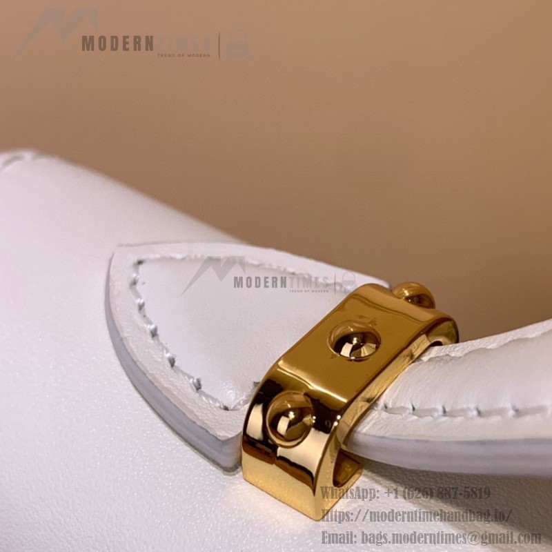 Louis Vuitton Wallet On Chain Capucines M12265 White Replica