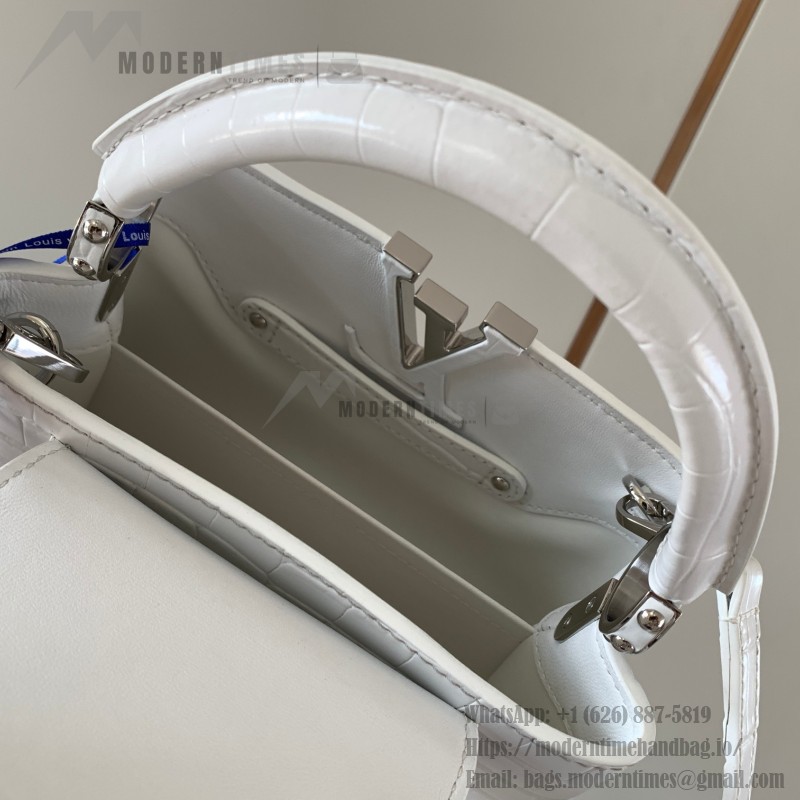 White Dynamic Chip Premium Leather Handbag M92173 Replica