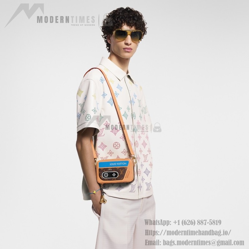 Louis Vuitton - Baladeur Wearable Wallet Bag M14062