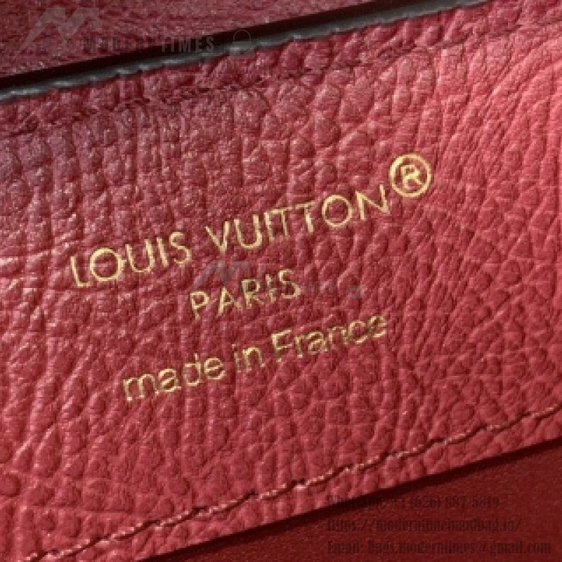 Louis Vuitton Capucines M11908 Mini & BB Handbag in Ostrich-Embossed Leather with Pearl Chain