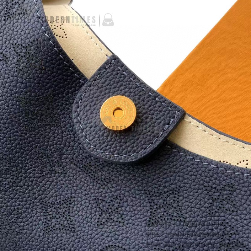 Louis Vuitton Shoulder Bag M53188 Taurillon Calf Leather