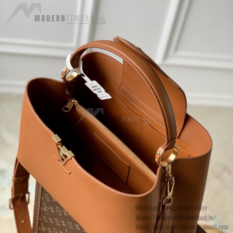 Louis Vuitton Capucines Souple Large Handbag M24607 in Smooth Calf Leather