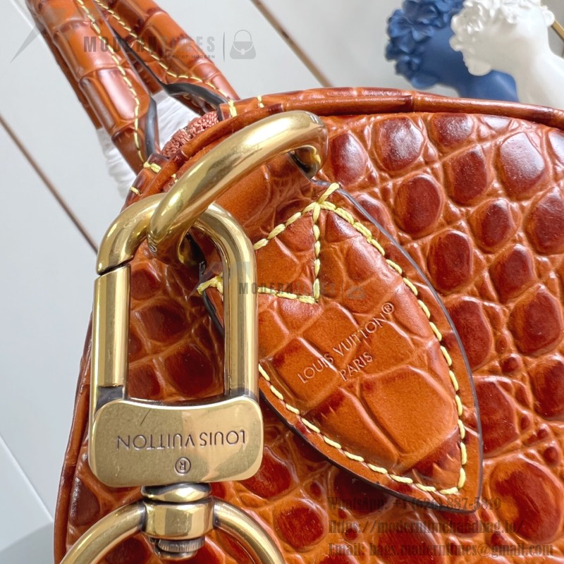 Louis Vuitton Speedy P9 Bandoulière 25 M24443 Monogram Leather Replica