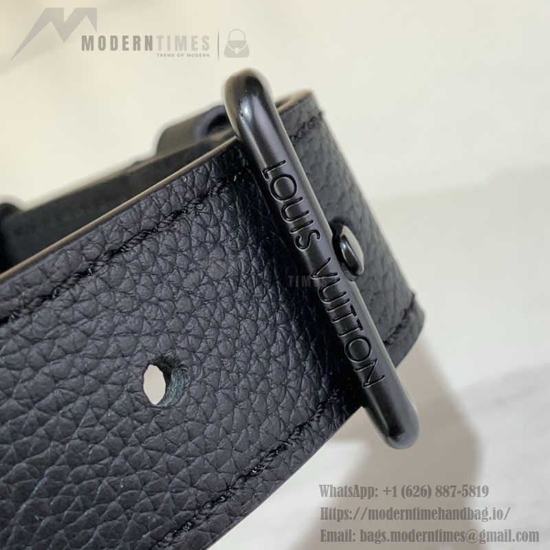 Louis Vuitton Boarding Messenger Bag M15265 in Black – Business