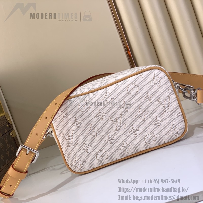 Louis Vuitton Boarding Messenger Bag M27155 in Waxed Cowhide Leather with Adjustable Shoulder Strap