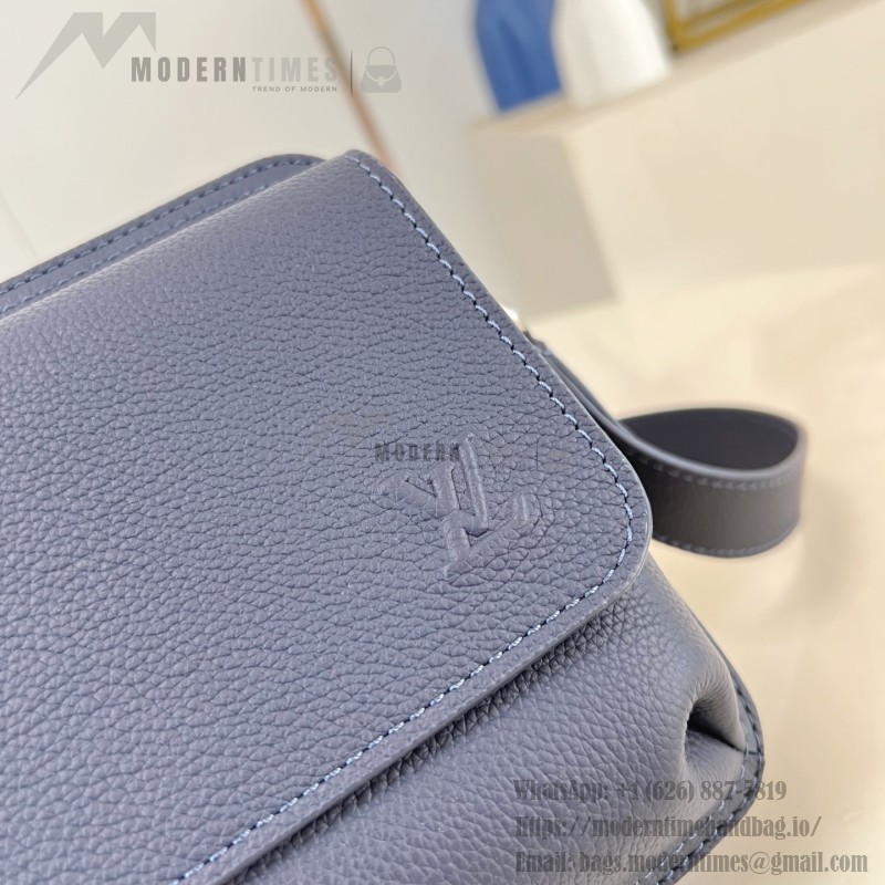 Louis Vuitton M15260 Boarding Messenger Bag Front View