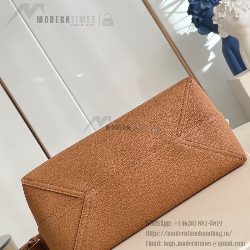 Louis Vuitton Verso Hobo Handbag LV Touch Leather