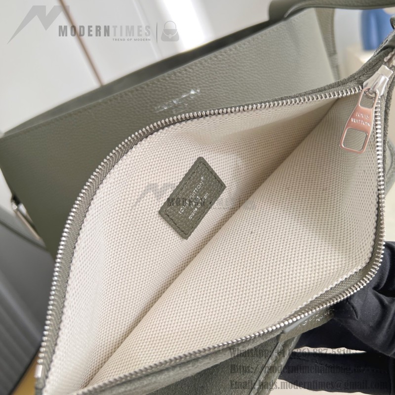 Louis Vuitton Verso Hobo Handbag LV Touch Leather