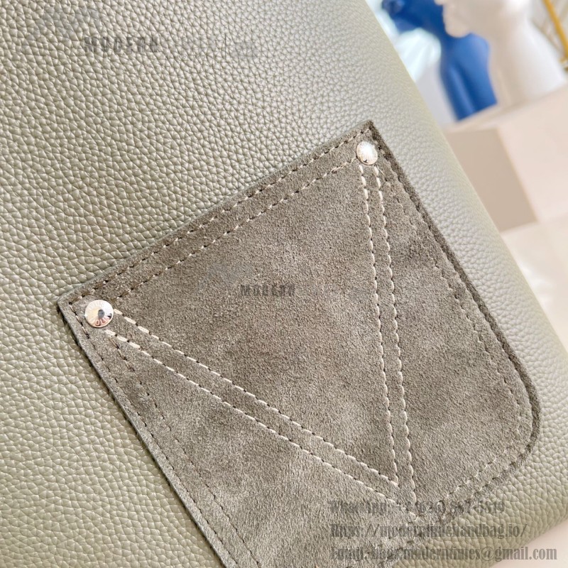 Louis Vuitton Verso Hobo Handbag LV Touch Leather