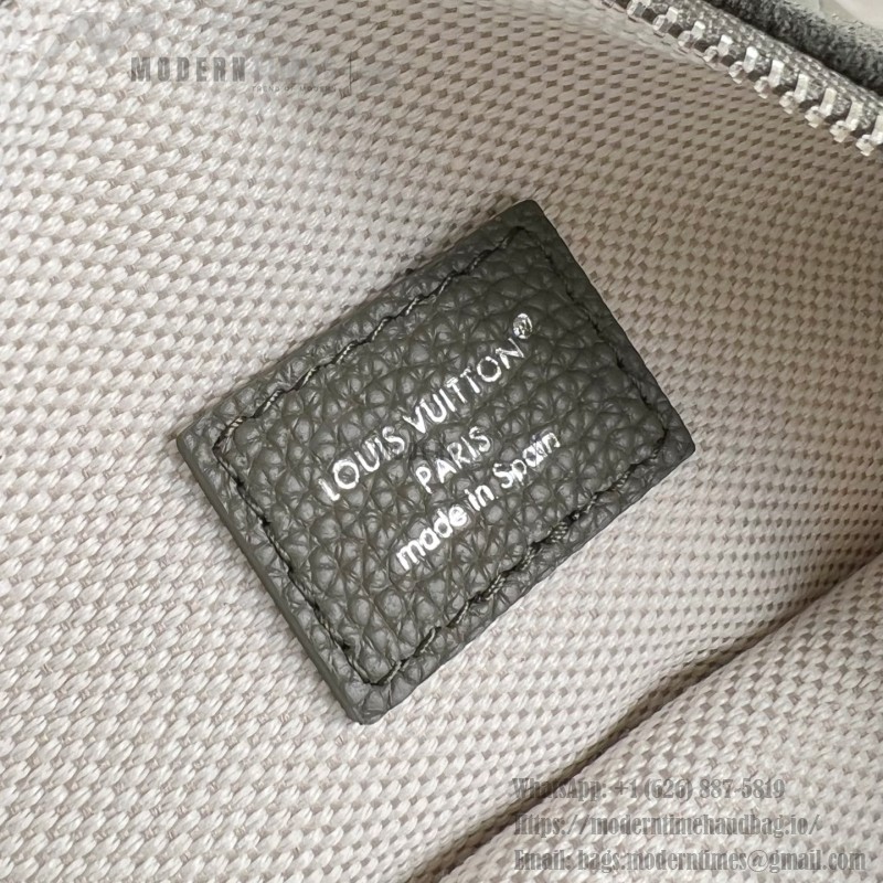 Louis Vuitton Verso Hobo Handbag LV Touch Leather