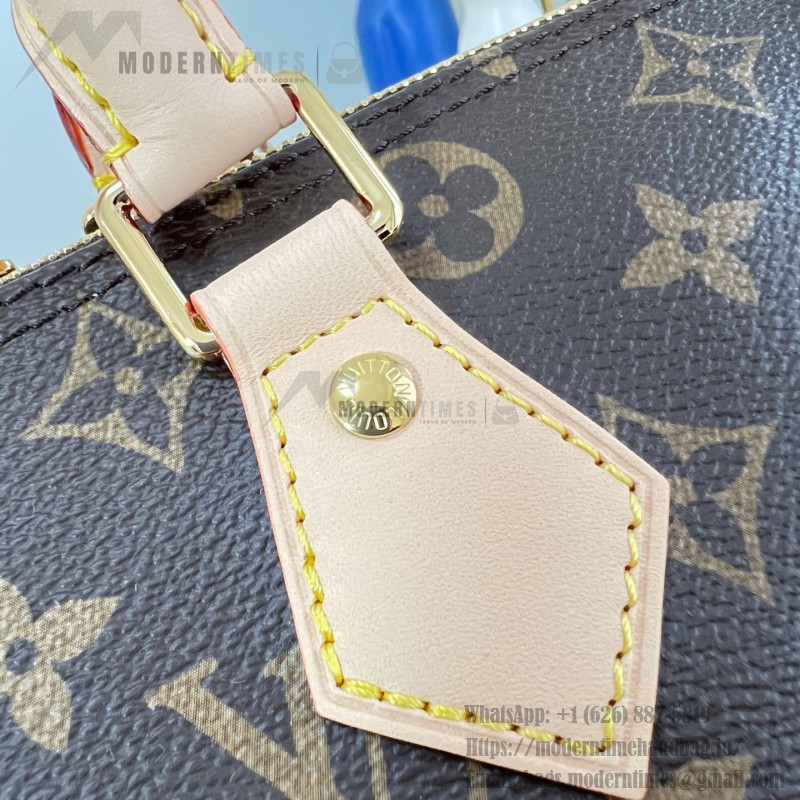 Louis Vuitton M46980 Speedy Bandoulière 30 in Monogram canvas with steel hardware