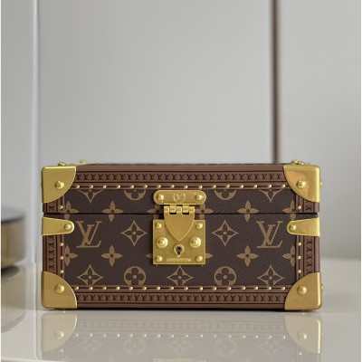 Louis Vuitton - Jewelry Trunk M20292 Monogram Canvas Pink Interior