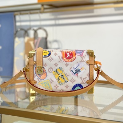 Louis Vuitton - Side Trunk MM Bag M14606