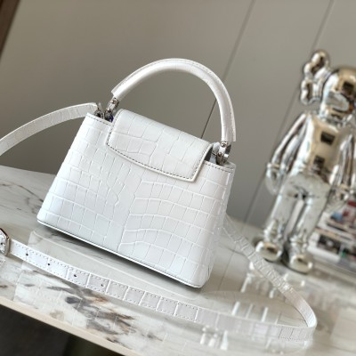 Louis Vuitton - White Dynamic Chip Premium Leather Handbag M92173