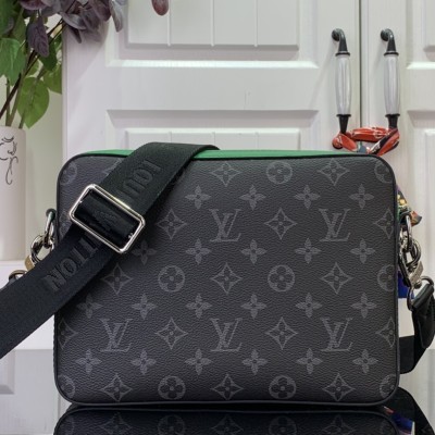 Louis Vuitton - Trio Messenger Bag M26052 Black/Green