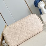 Louis Vuitton Neverfull MM M14319 Tote in Sand Monogram Epi Leather
