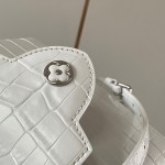 White Dynamic Chip Premium Leather Handbag M92173 Replica