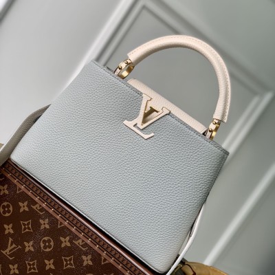 Louis Vuitton - Capucines MM Handbag M21296 Small
