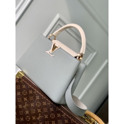 Louis Vuitton - Capucines MM Handbag M21296 Medium