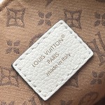 Louis Vuitton Multipass M29094 white premium handbag with A-grade steel hardware