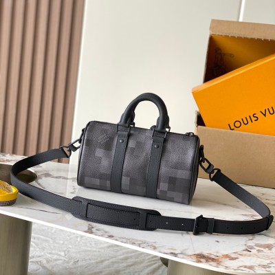 Louis Vuitton - Keepall Bandoulière 25 M14919 Black Leather Bag