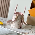  Louis Vuitton Neverfull Bandoulière Inside Out BB reversible handbag in White Green, Pink White, Brown and Rose Pink