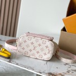  Louis Vuitton Neverfull Bandoulière Inside Out BB reversible handbag in White Green, Pink White, Brown and Rose Pink